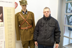 PXL_20230221_093639234-Sredni