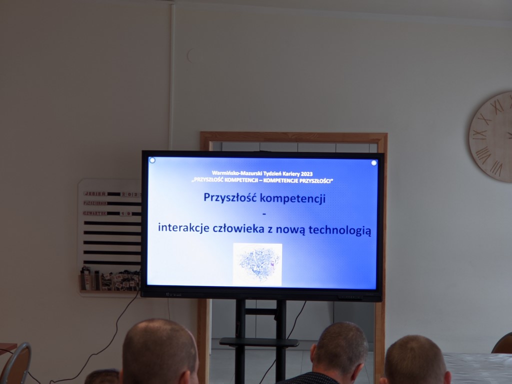 PXL_20231019_095710785-Sredni